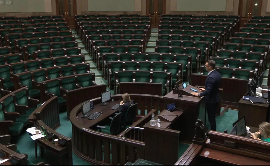 polonyali vekil lise ogrencisi tarafindan zihinsel cokus diye nitelendirilmesi nedeniyle dava acti mahkeme karari 67168