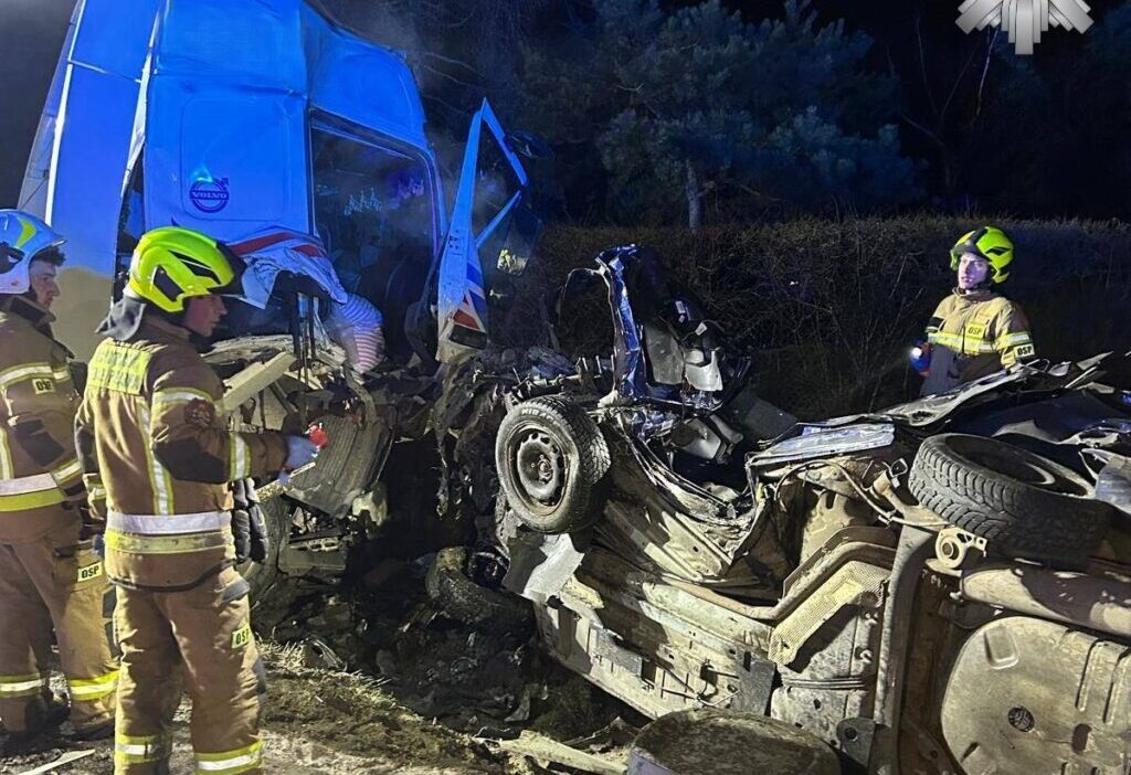 Radom da paskalya tatili guvenlik bilancosu 6 kaza 22 carpisma 59392