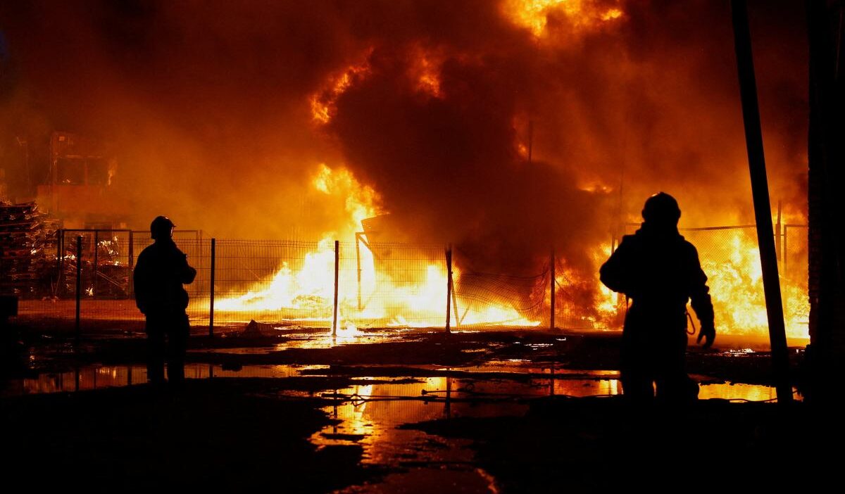 Rusya ukrayna ya yogun fuze ve i ha saldirisi duzenledi cok sayida olu ve yarali 62437