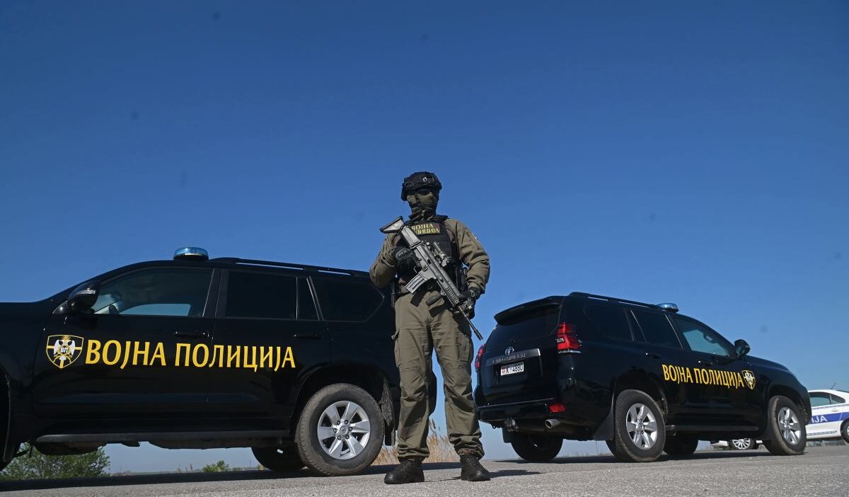 Sirbistan macaristan dogalgaz hatti yakininda patlayici madde bulundu operasyon baslatildi 59043