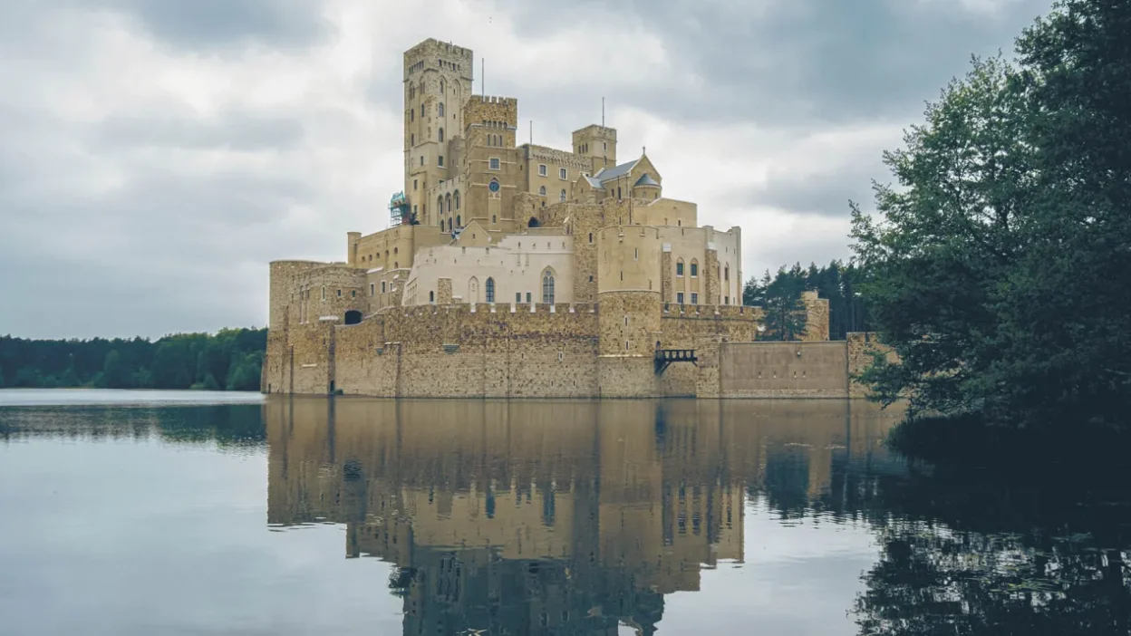 Stobnica kalesi i̇nşaatı yasal yoldan onaylandı, çevre i̇tirazları reddedildi 1 Stobnica kalesi i nsaati yasal yoldan onaylandi cevre i tirazlari reddedildi 61901