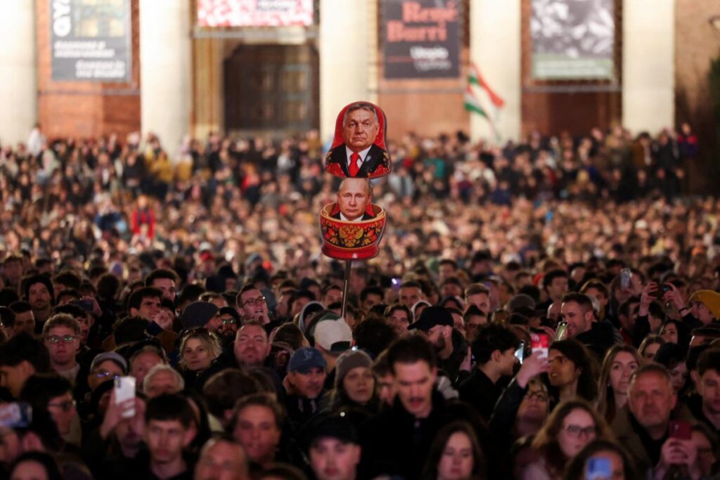 tisza partisi anayasal cogunlugu elde etti orban dan magyar a tebrik 61275