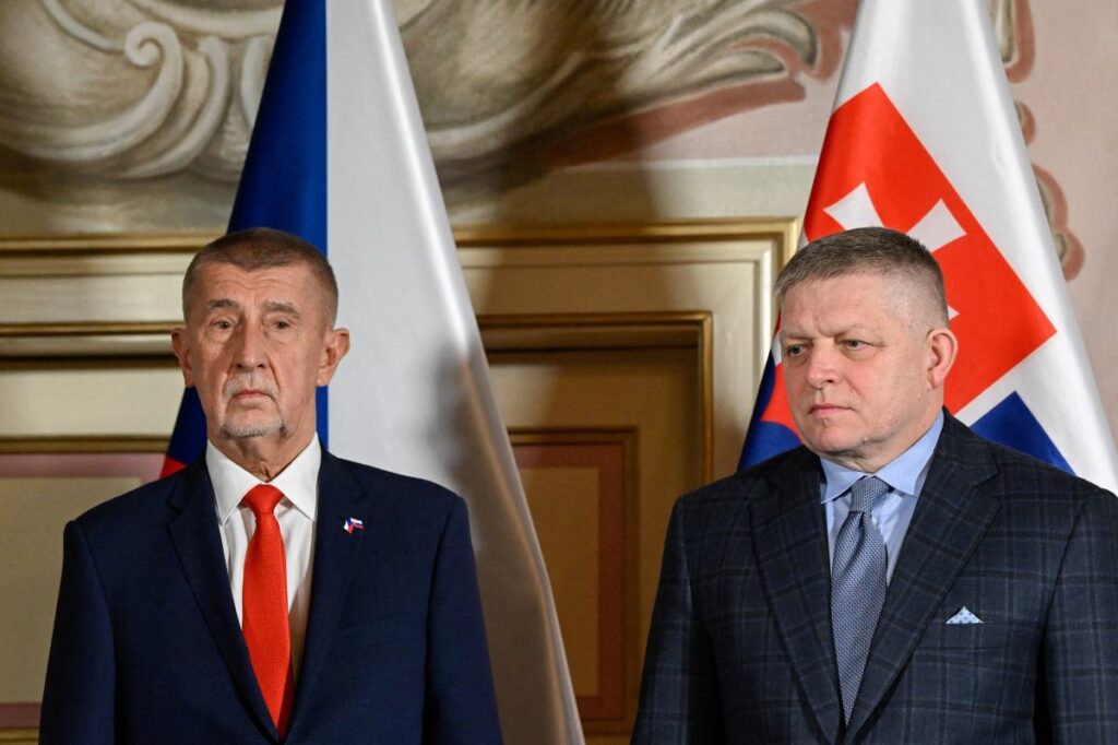 tisza partisi anayasal cogunlugu elde etti orban magyar i tebrik etti 61278