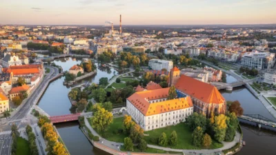 Toyota wroc aw da 2 milyon surucuyu hedefleyen dev bilgi merkezi kuruyor 61763