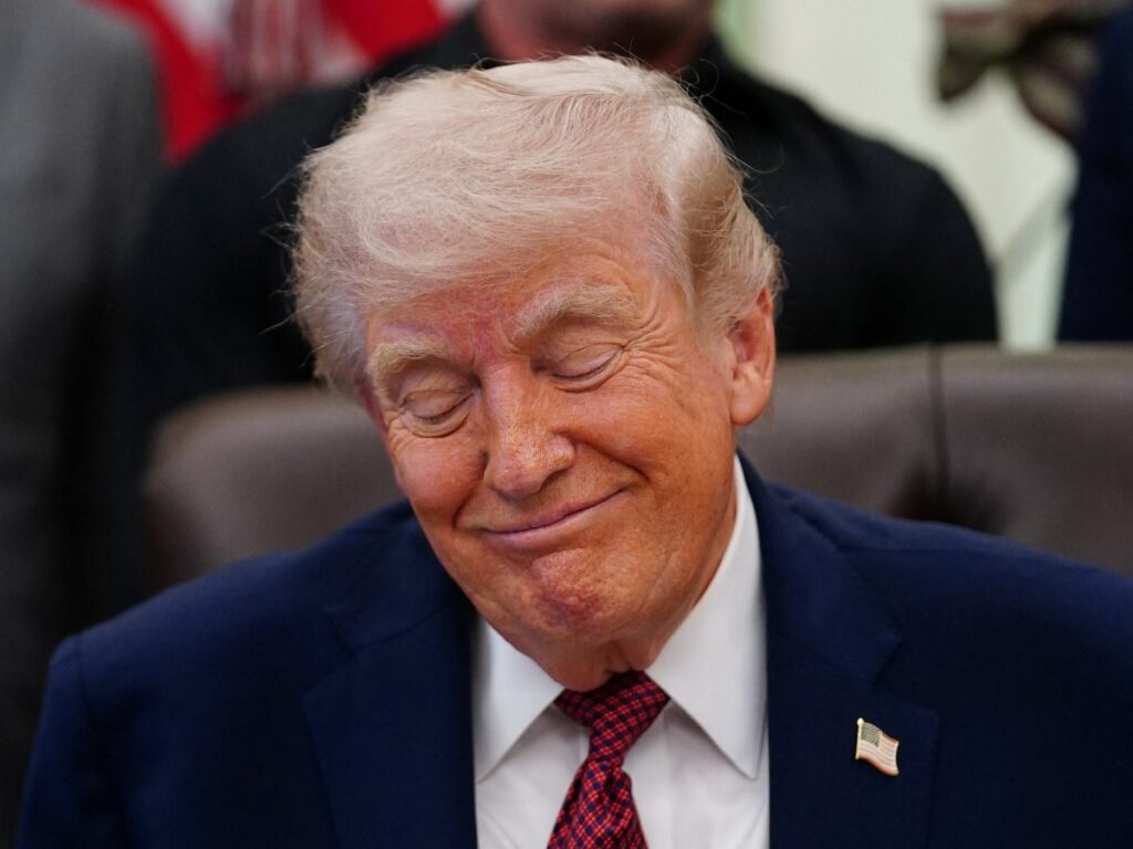 trump in i ran aciklamalari celiskilerle dolu yonetimde kafa karisikligi 63979