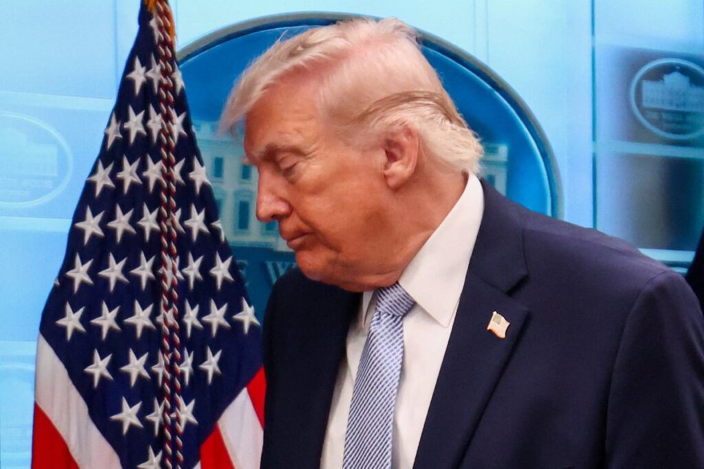 trump in nato elestirileri artiyor abd de destek dususte 60599