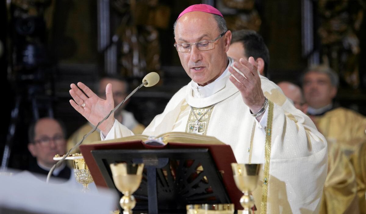 Trump tan papa leon xiv e sert elestiri abd nin dis politikasina karsi 61963