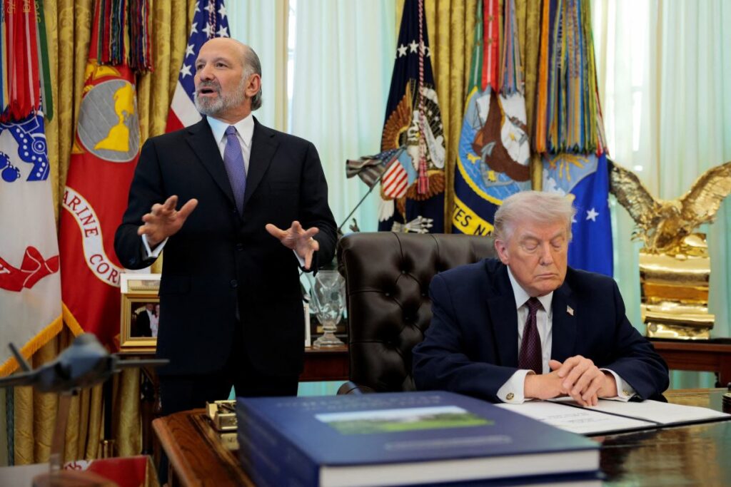 trump yonetiminde gorevden almalar ve olasi degisiklikler artiyor 58379