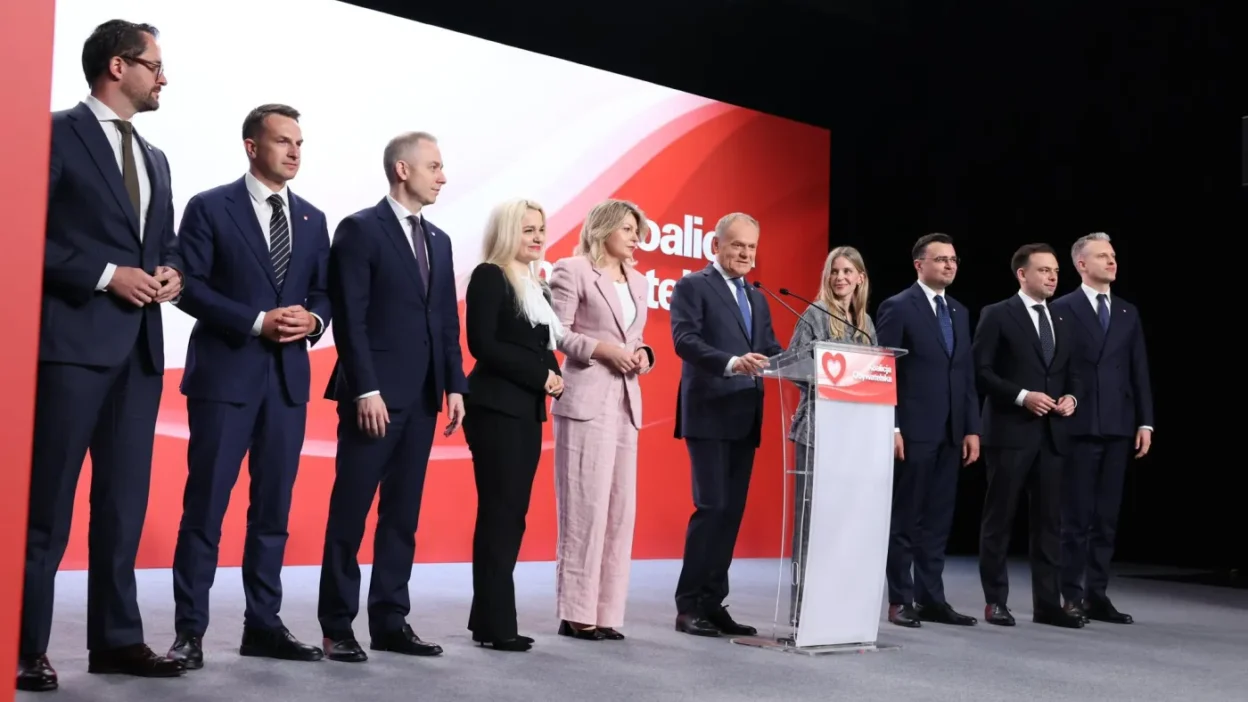 Tusk, seçim stratejisi i̇çin “on kişilik görev gücü”nü tanıttı 1 Tusk secim stratejisi i cin on kisilik gorev gucu nu tanitti 60797