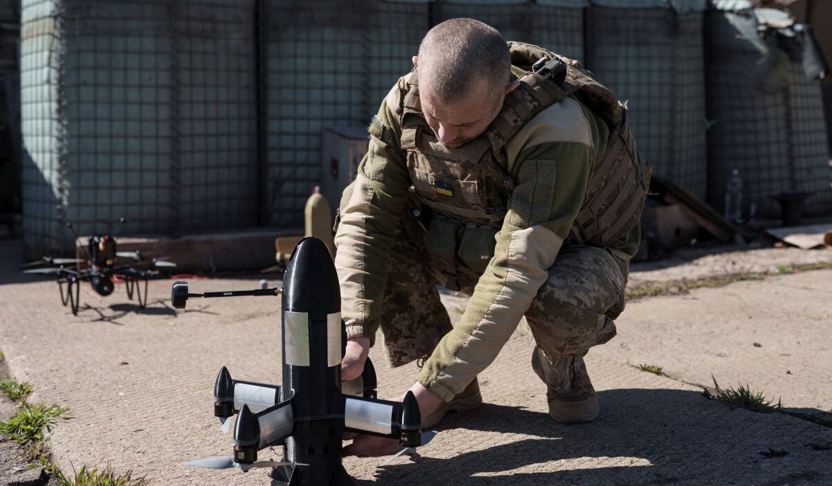 Ukrayna rusya daki enerji tesislerine yonelik saldirilari artiriyor hedefte askeri personel ve moral bozgunlugu 66767