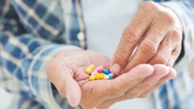 Uzmanlarin masasinda yeni i laclar ve asilar binlerce hastanin tedavisi degisebilir 66638