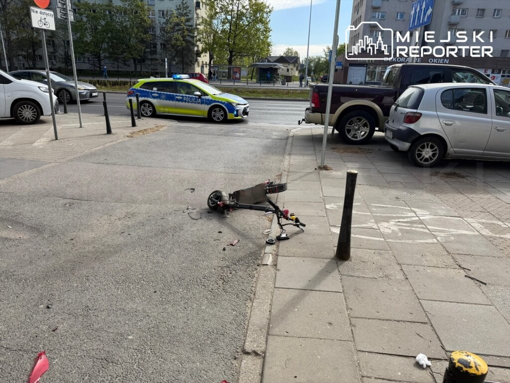 varsova da alkollu surucuyle elektrikli scooter kazasi 15 yasindaki genc hastaneye kaldirildi 67532