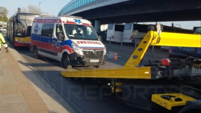 Varsova da ambulans kazasi yol yardim calisani hayat tehlikesiyle hastaneye kaldirildi 66394