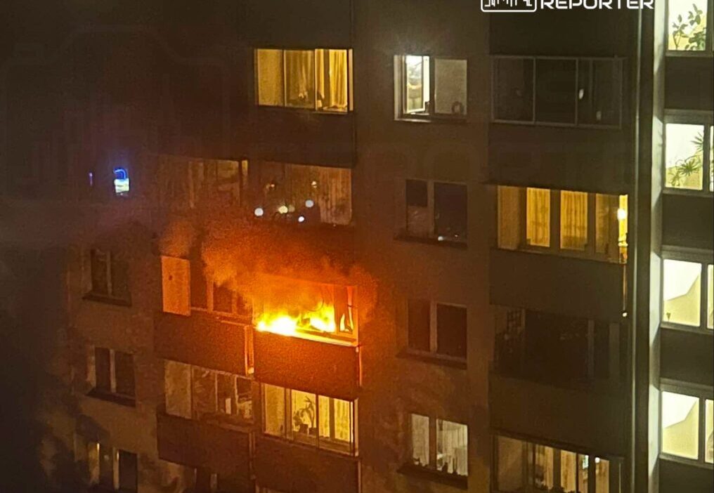 Varsova da bir apartmanda cikan yanginda i ki kisi hastaneye kaldirildi 66910