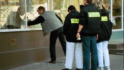 Varşova'da çete cinayetleri: 1999'daki kanlı baskının soruşturması yıllar sonra kapandı 3 Varsova da cete cinayetleri 1999 daki kanli baskinin sorusturmasi yillar sonra kapandi 57451