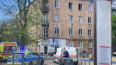 Varsova da dairede cikan yanginda i ki kisi gaz zehirlenmesiyle hastaneye kaldirildi 66329