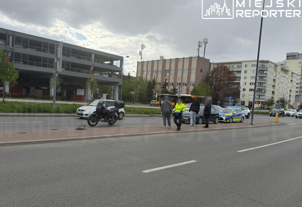 Varsova da motosikletli ile otomobil carpisti surucu hastaneye kaldirildi 67274