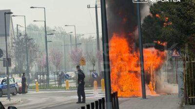 Varsova da otobus yangini hatlarda aksama yasandi 62463