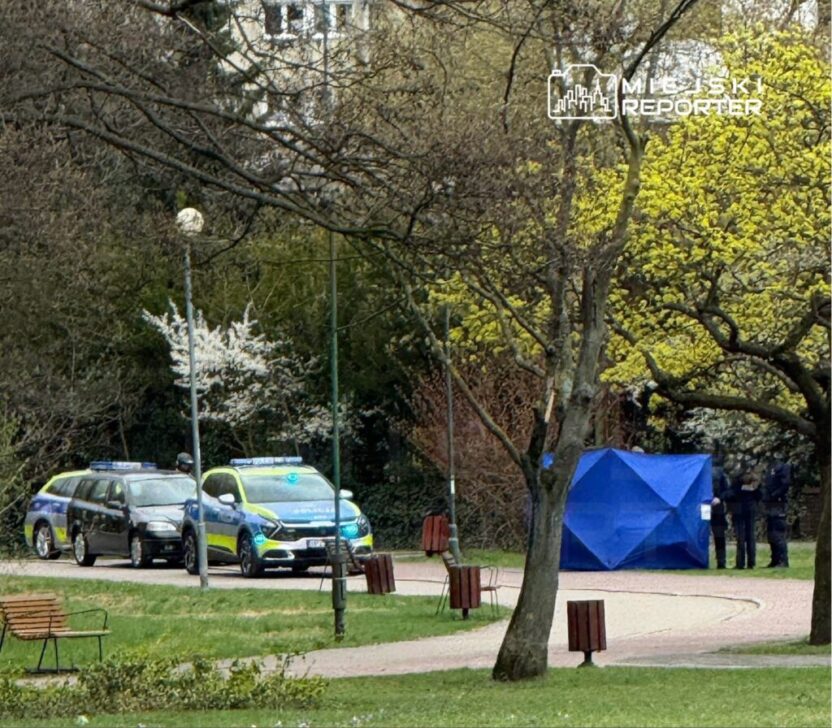 Varsova da park olszyna da bir erkek cesedi bulundu 59908