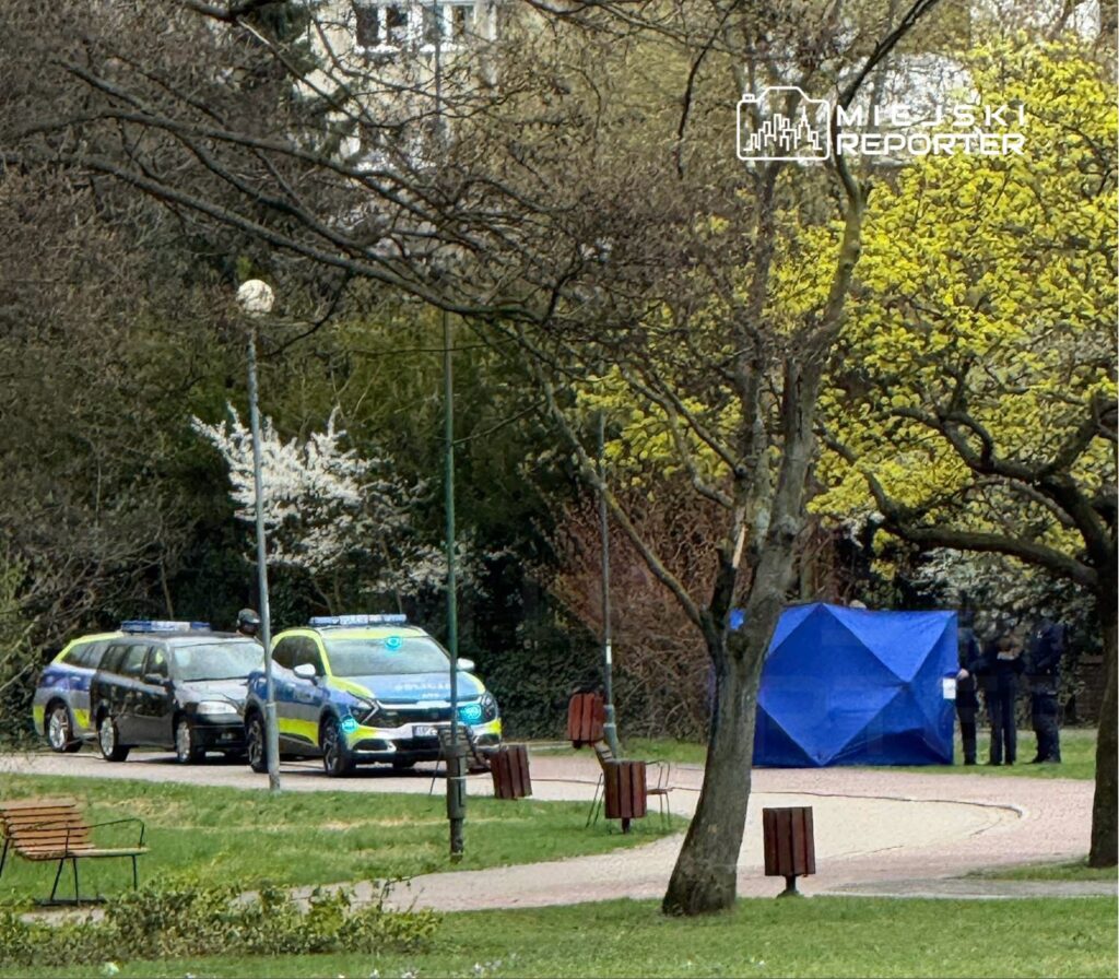 varsova da park olszyna da bir erkek cesedi bulundu 59908