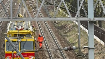 Varsova da siddetli hava kosullari i tfaiye ekiplerini hareketlendirdi 59461
