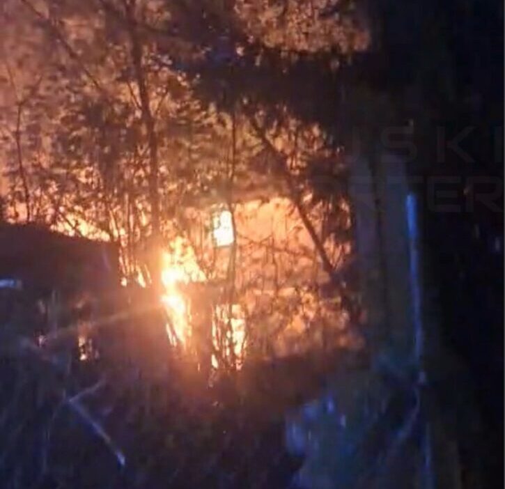 Varsova da terk edilmis bir binada yangin bir supheli gozaltinda 66806