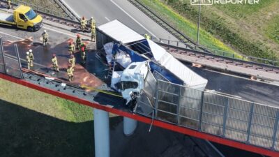 Varsova da tir kazasi s8 s2 baglantisi tamamen kapali 65166