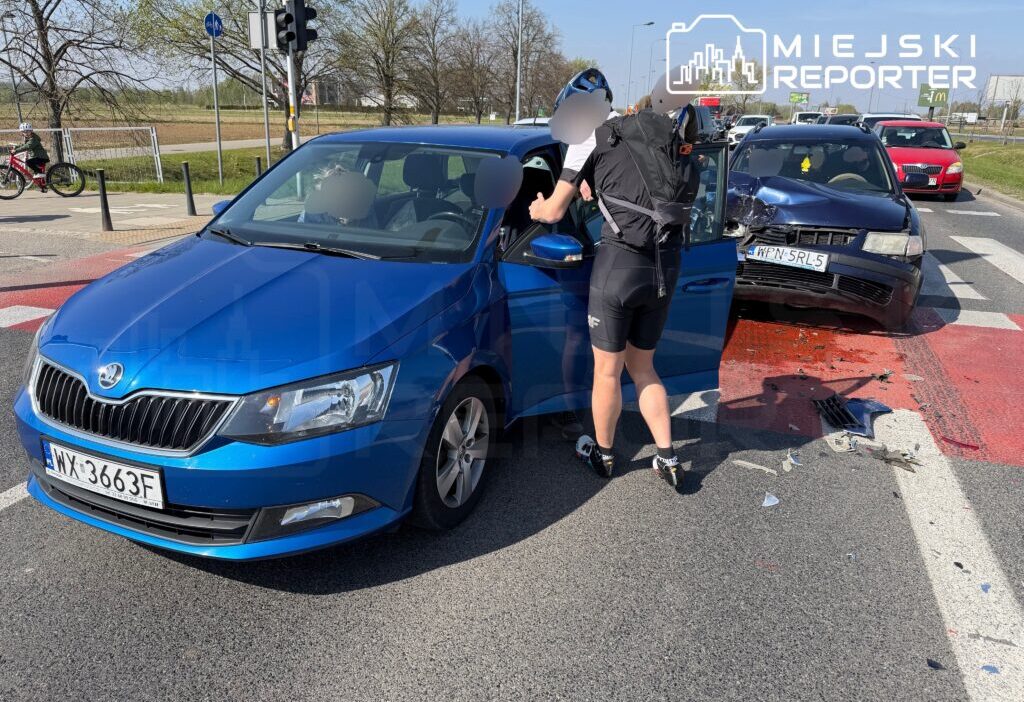 Varsova da trafik kazasi bir yarali ve trafik aksamasi 66613