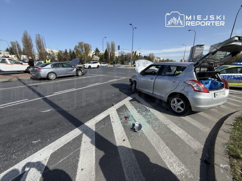 Varsova da uc aracli zincirleme kaza bir yarali ve trafik aksakligi 61376