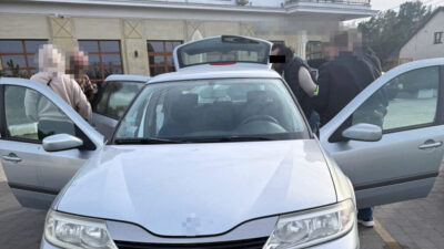 Varsova da yasli kadina yonelik dolandiricilik operasyonu i ki supheli tutuklandi 64219