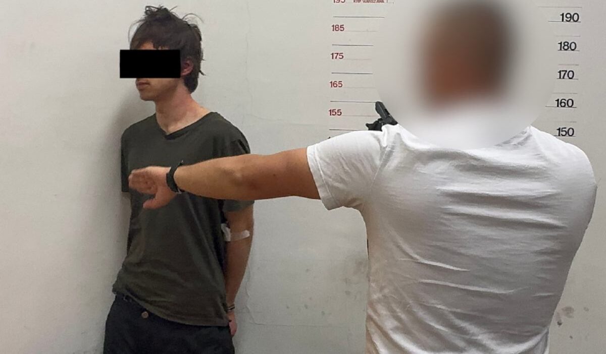 Varsova kampusunde cinayet supheli psikotik durumda ve cezai sorumlulugu tartismali 63125