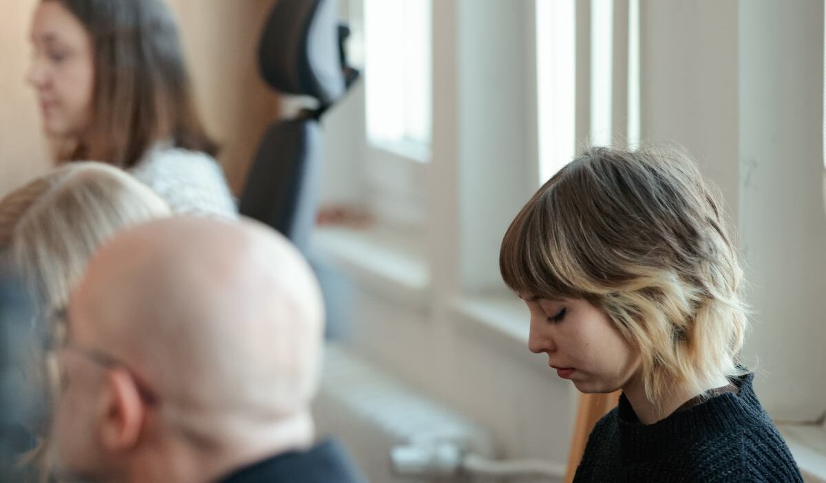 Varşova siren heykeli olayında karar: aktivistlere para cezası ve topluma hizmet 1 Varsova siren heykeli olayinda karar aktivistlere para cezasi ve topluma hizmet 58585