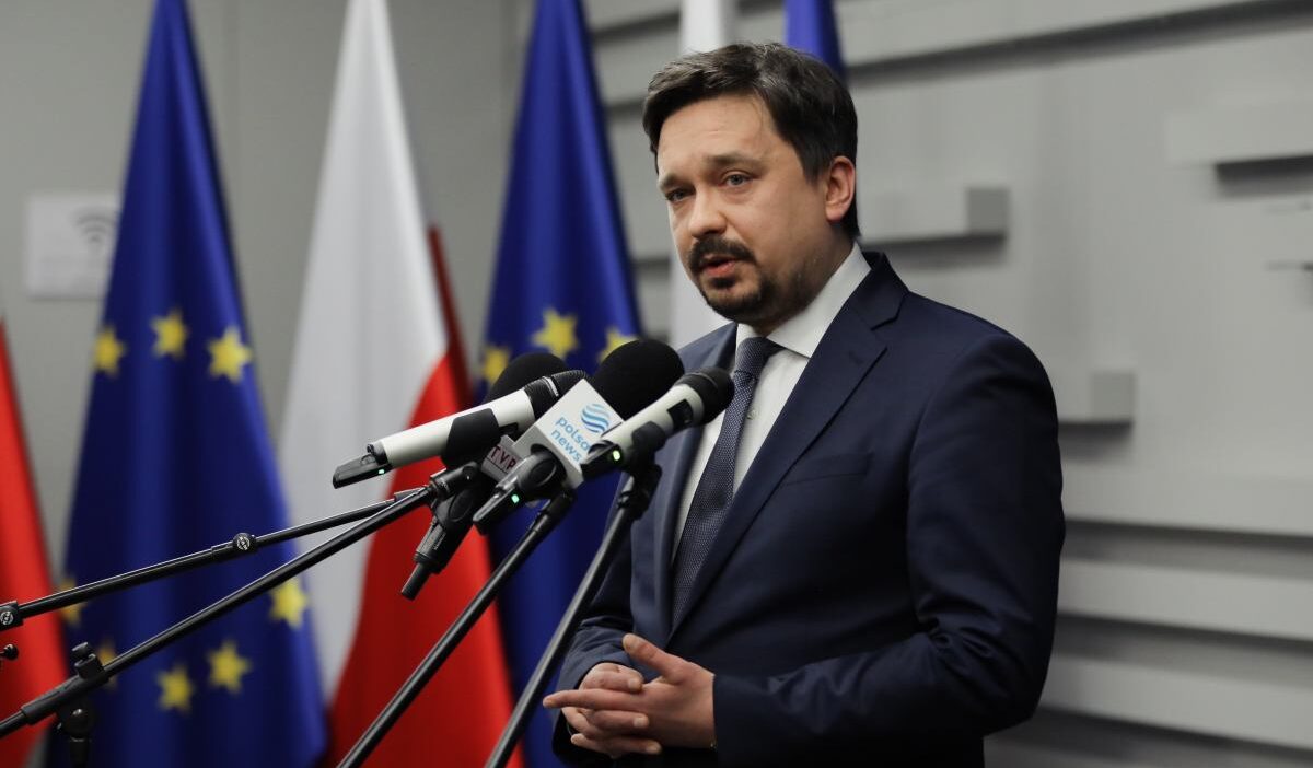 Yuksek faizle borclandirilan kadin yargi surecinde hak arayisinda 58829