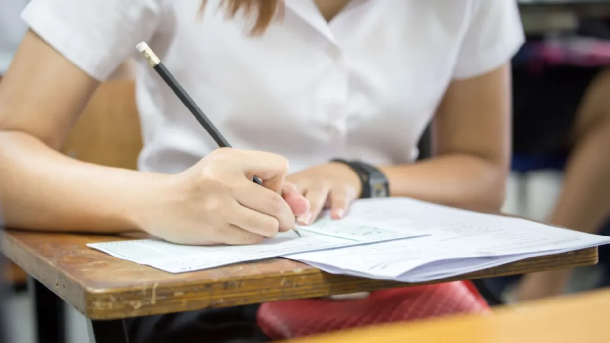 2026 matura sinavlari 4 mayis ta baslayacak takvim format ve sonuclar 67680