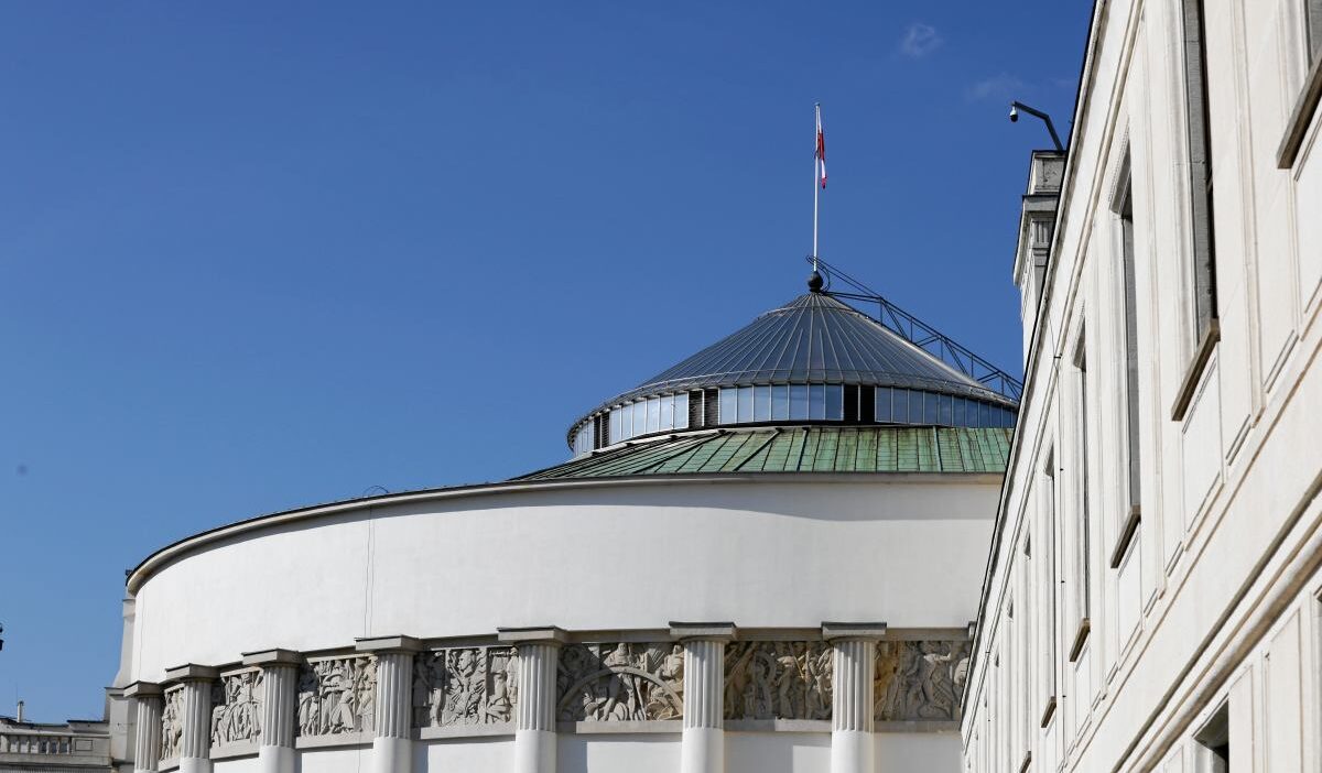 Avrupa savcisi kovesi bir milletvekilinin dokunulmazliginin kaldirilmasini talep etti 68720