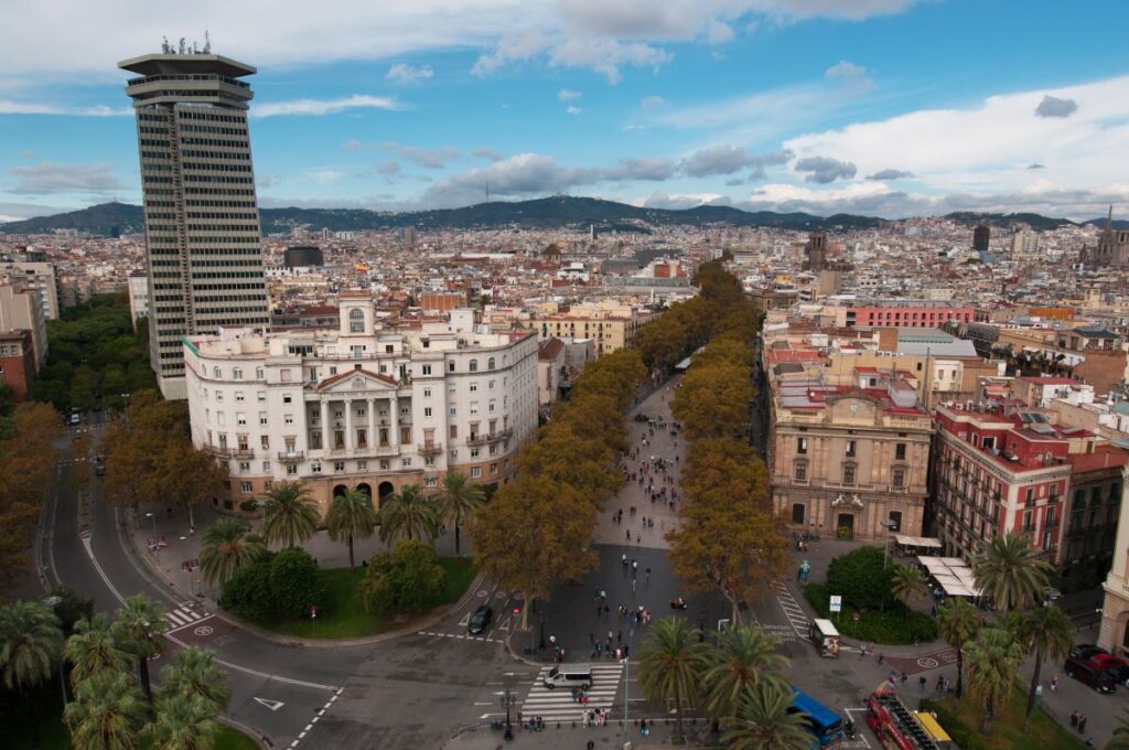 barcelona ve cevresinde art arda saldirilar bir kadin hayatini kaybetti 68645