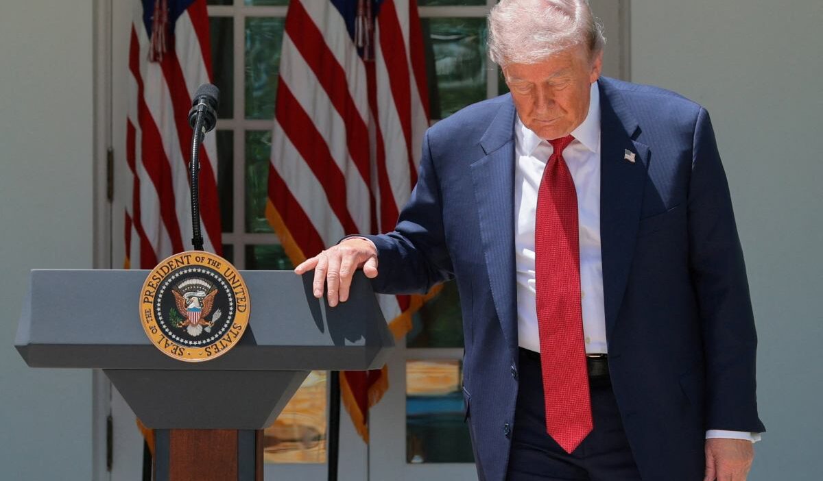 Donald trump'ın ellerindeki değişiklikler ve sağlık durumu tartışmaları 1 Donald trump in ellerindeki degisiklikler ve saglik durumu tartismalari 69612