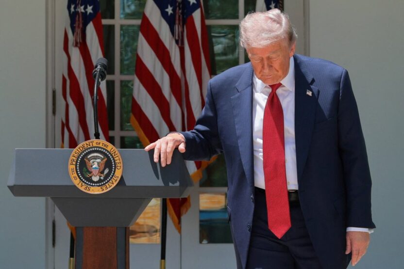Donald trump in ellerindeki degisiklikler ve saglik durumu tartismalari 69612
