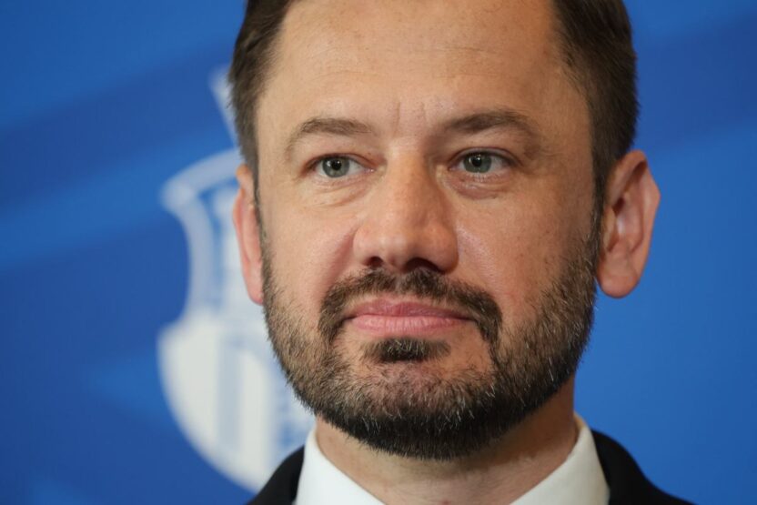 Krakow belediye baskani aleksander miszalski gorevden alindi 73038