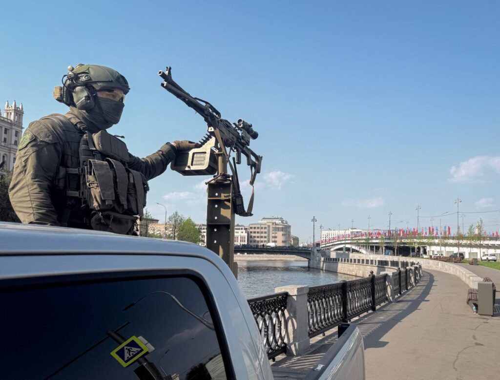 kremlin in guc gosterisinde geri adim kizil meydan gecit toreni ukrayna tehdidiyle sinirlandirildi 69370
