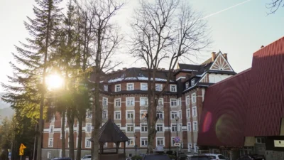 Krus engelli yakinlarina bakim verenlere ucretsiz konaklama ve tedavi i mkani sunuyor 69483