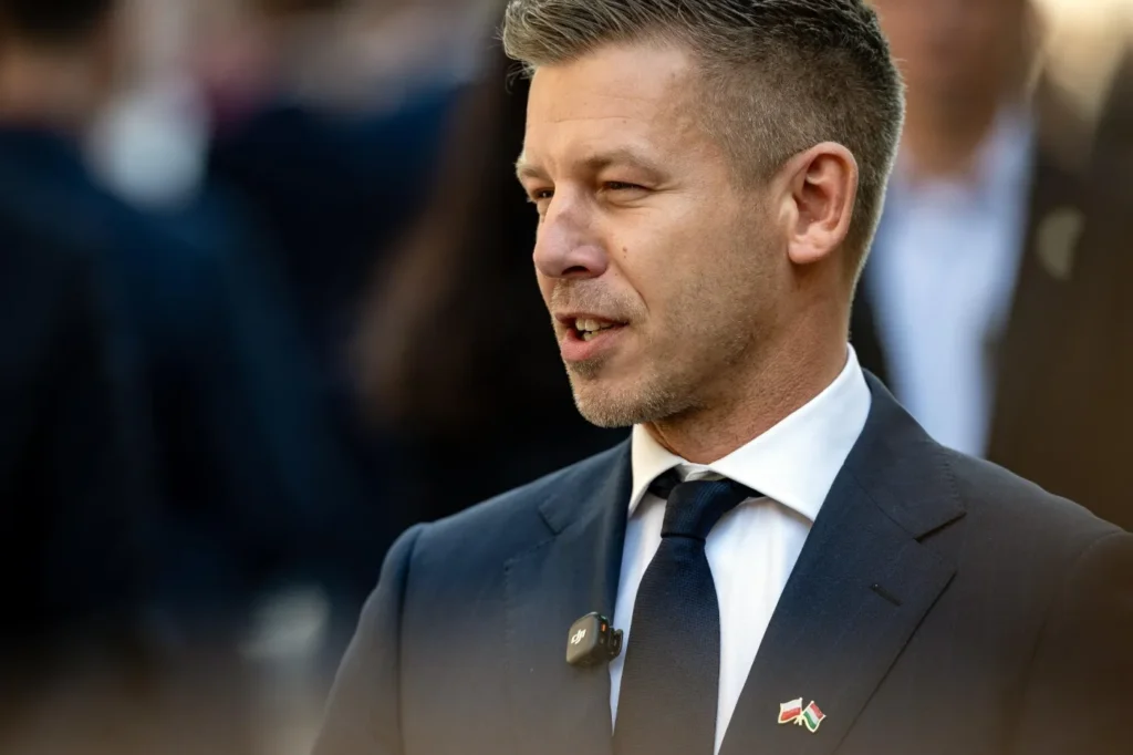 macaristan basbakani magyar dan romanowski ve ziobro hakkinda i ddia 71319
