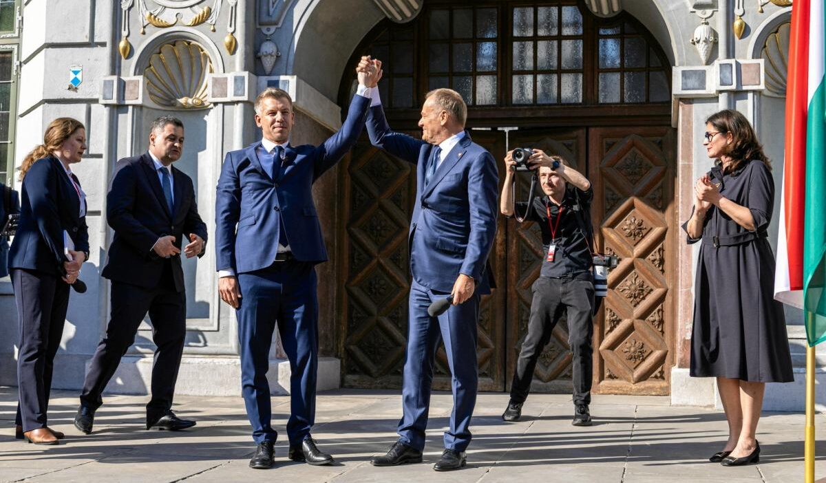 Macaristan basbakani peter magyar in i lk yurt disi ziyareti polonya ya gerceklesti 71551