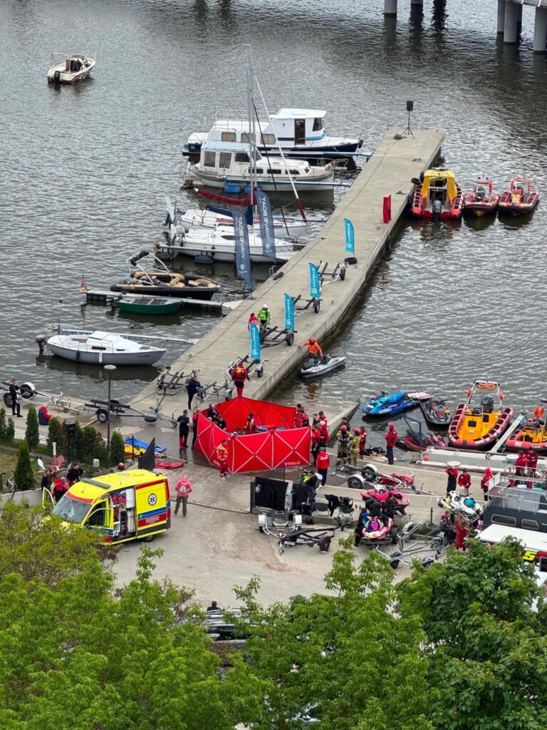 p ock taki jet ski sampiyonasinda trajik kaza 19 yasindaki sporcu hayatini kaybetti 69477