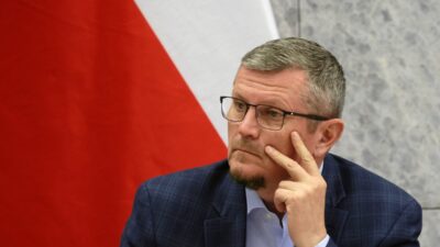 Pentagon polonya ya yapilmasi planlanan 4 bin askerlik rotasyonu i ptal etti 70078