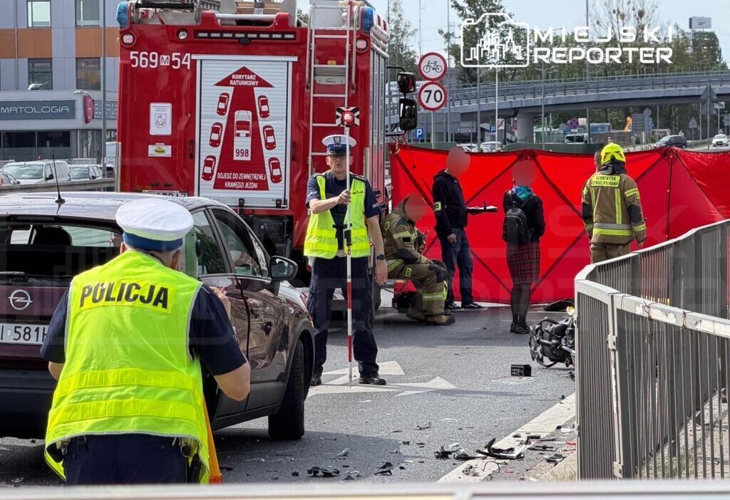 Piaseczno’da trafik kazası: bir polis memuru hayatını kaybetti 1 Piaseczno da trafik kazasi bir polis memuru hayatini kaybetti 73811