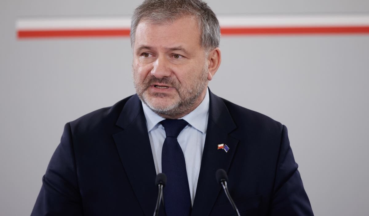 Polonya adalet bakanlığı, adalet akademisi rektörü michał sopiński’yi görevden aldı 1 Polonya adalet bakanligi adalet akademisi rektoru micha sopi ski yi gorevden aldi 73718