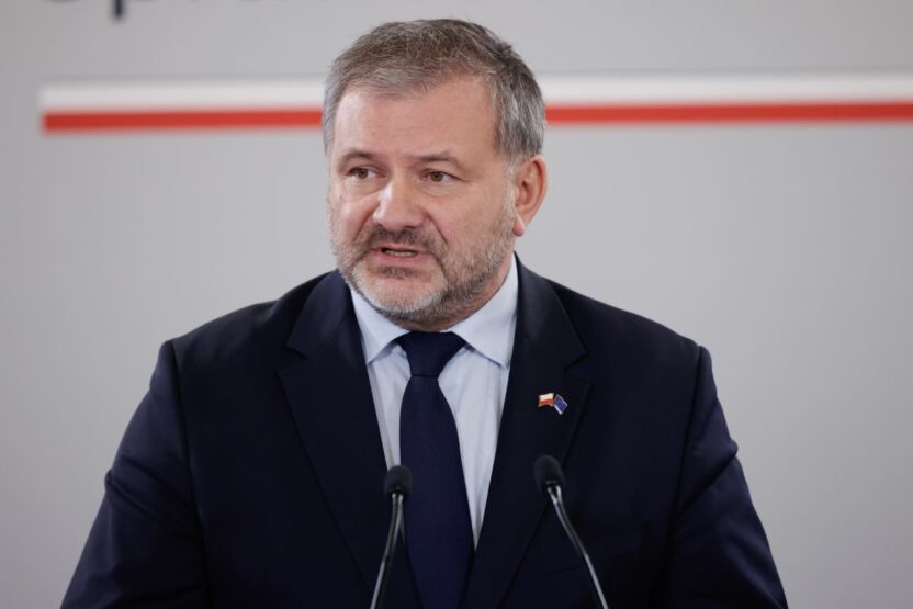 Polonya adalet bakanligi adalet akademisi rektoru micha sopi ski yi gorevden aldi 73718