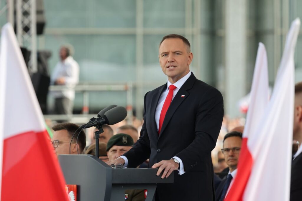 polonya cumhurbaskani karol nawrocki den yeni anayasa cagrisi ve danisma kurulu karari 69070