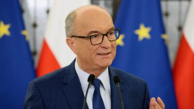 Polonya cumhurbaskani nawrocki nin wsi raporu ekini yayinlama girisimi siyasi kriz yaratti 73704